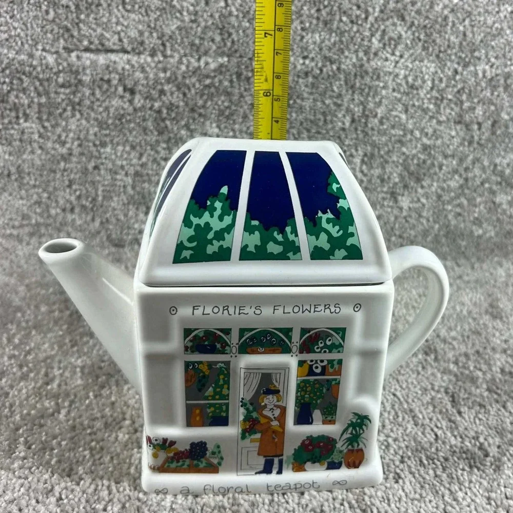 Wade England Florie's Flowers Teapot White English Life Ceramic Collectible
